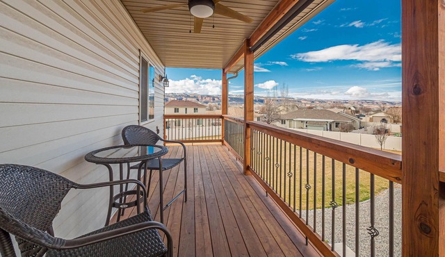 Getaway Loft - Warm, Comfy & Certified Dander Free