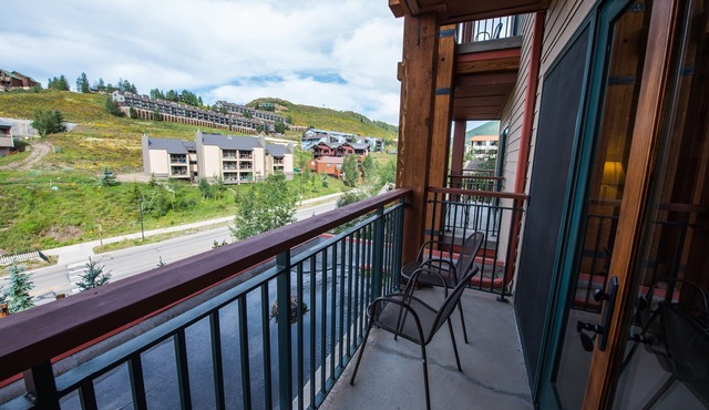 Grand Ski Condo | Near the Slopes, Hot Tub Access