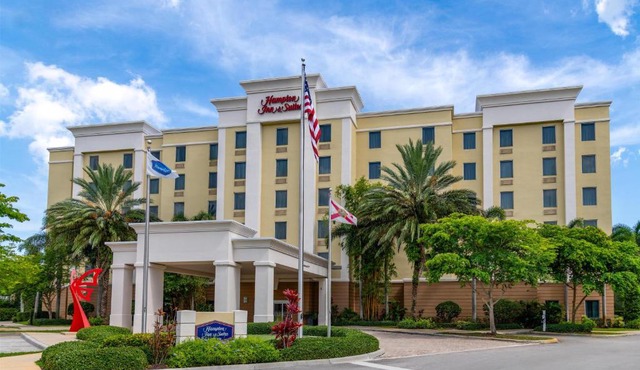 Hampton Inn and Suites Coconut Creek