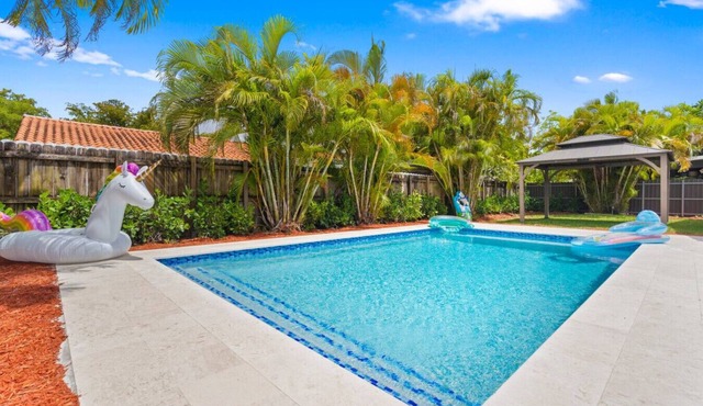 Heated pool 5BR/2.5BT-BBQ-Fit 14