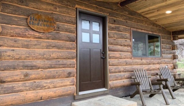 Heathers Hideaway Cabin