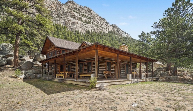 Historical Crocker Ranch - Rowe Cabin - 23-ZONE3423