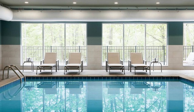 Holiday Inn Hotel And Suites Commerce City Denver Airport By Ihg