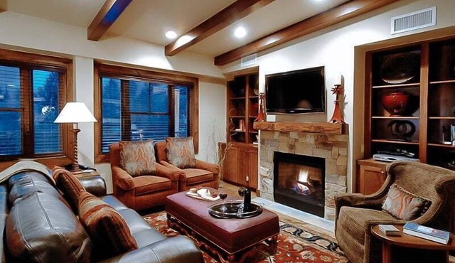 Innsbruck Aspen | Deluxe Two-Bedroom Suite 03 w/Hot tub, Centrally located