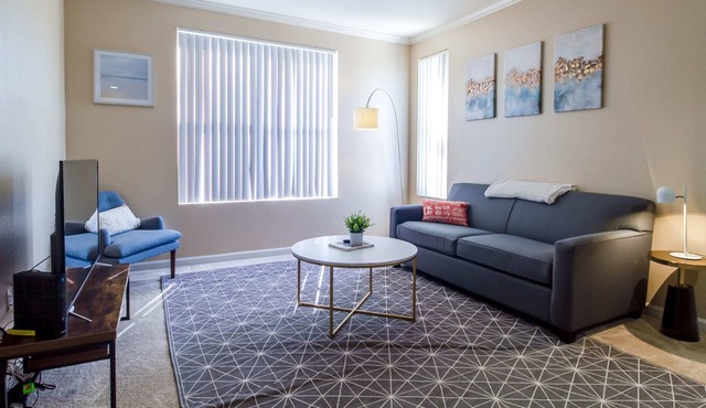 Kasa | Stylish 2 BD + Onsite Gym Access | San Jose