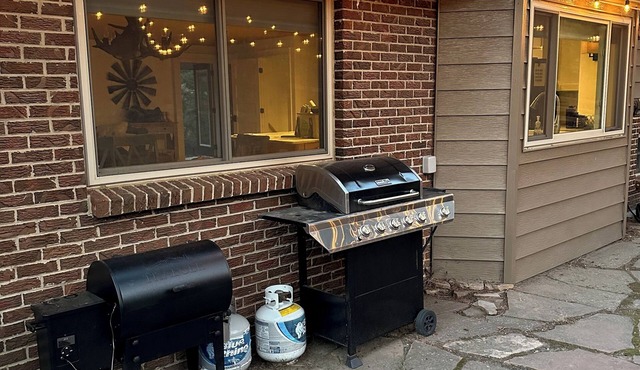Kid and Dog Friendly Private Family Mountain Retreat with Great WiFi and Cell