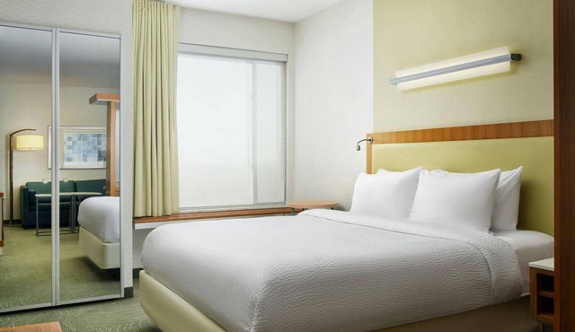 King w/Sofa | SpringHill Scranton | Shoppes at Montage, Ski + Waterpark