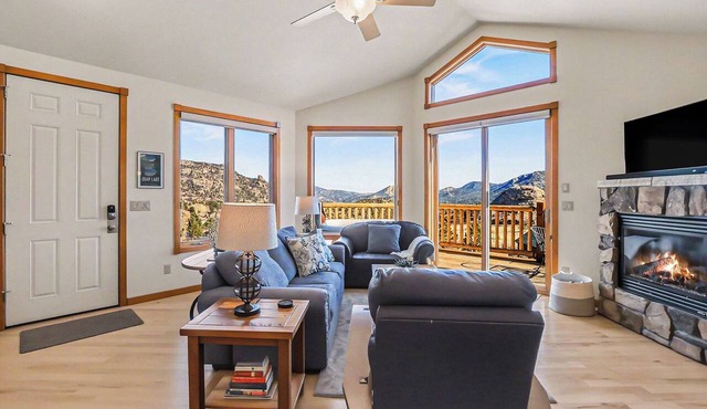 Lakeside Retreat 19A - 2 BR Condo - Mountain and Lake Views