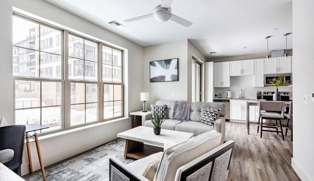 Landing | Amazing 1BD, Gym, Courtyard