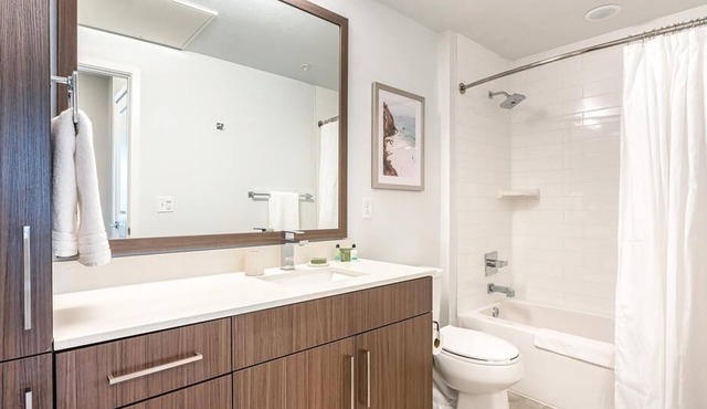 Landing at Elevate at Pena Station - 2 Bedrooms in Denver International Airport