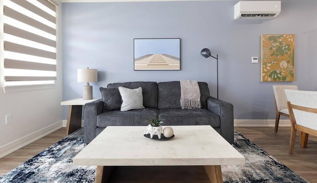 Landing | Chic 2BD, Clubhouse, Gym