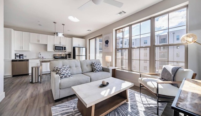 Landing | Modern 1BD, Courtyard, Gym