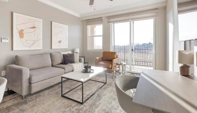 Landing | Modern 2BD, Pool, Gym