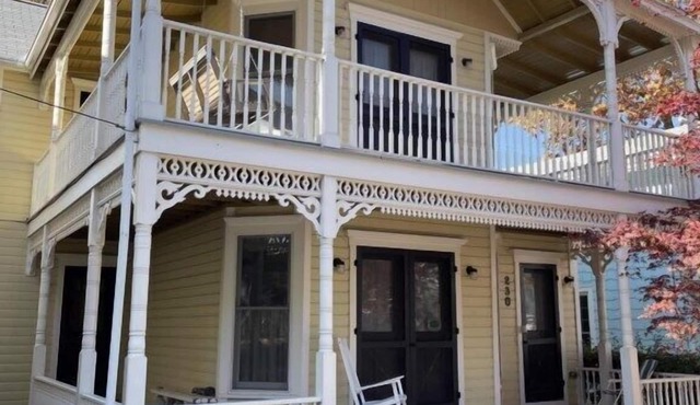 Lion House on Central Ave in Lakeside