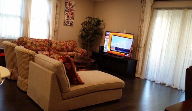 Lovely 3/2.5 Furnished Condo in N San Jose 北聖何西3/2.5寬敞整洁大房