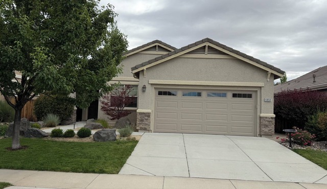 Lovely 3-bedroom handicap accessible, family friendly house in Spanish Springs