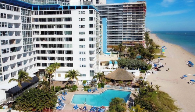 Lovely Partial Oceanview Condo at Ocean Manor Resort