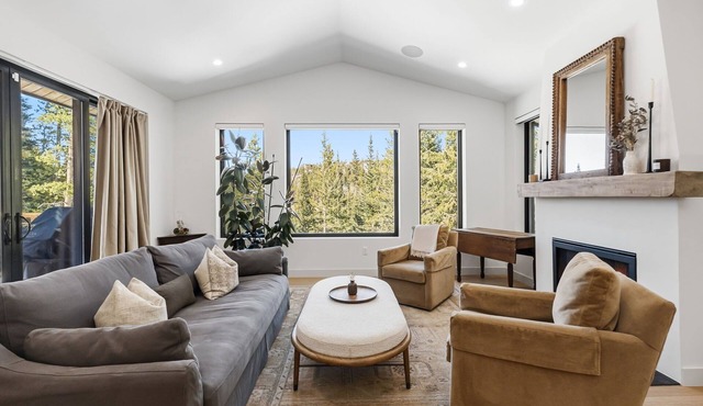 Luxury Breck Gem | Chefs Kitchen + Great Views