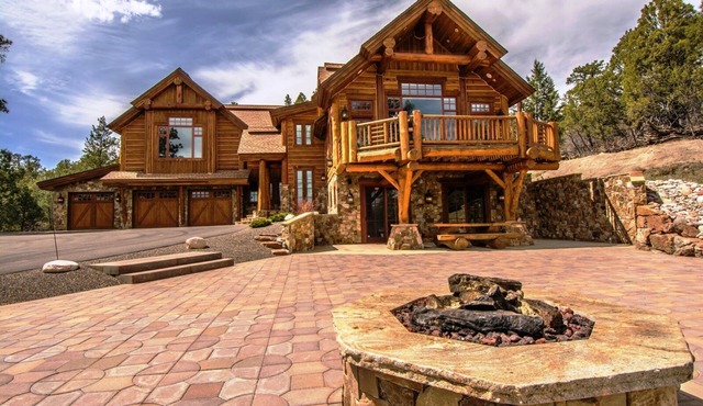 Luxury Lodge, Fantastic Views, Colorado Elegance, Close to Town