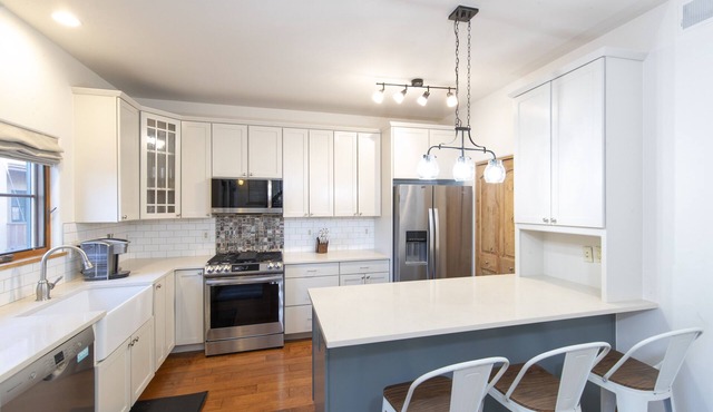 Main Street Carbondale Townhome. Super Convenient.