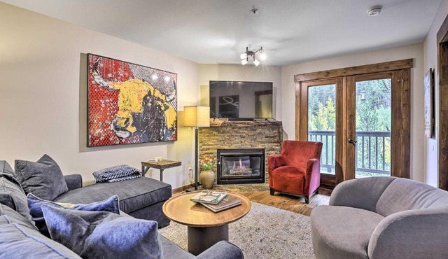 Main Street Frisco Condo w/Private Patio!