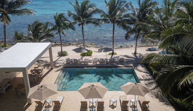 MANTARRAYA - Luxury Beachfront Condo & Daily Cleaning in Tulum in TULUM