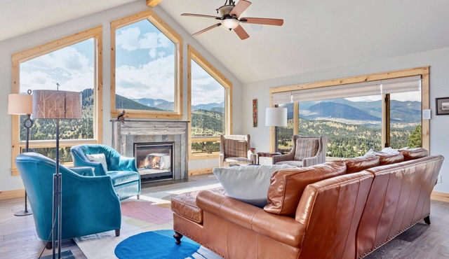 Mapes Vacation Rental Home at Windcliff