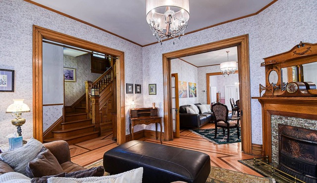 Mayor's Escape Manor - Access the great outdoors