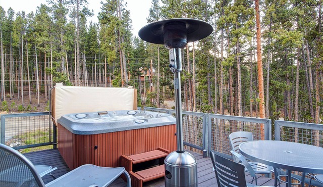 Modern 3Br + Den Home in Breck!- Moonstone Modern