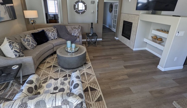 Modern House 5 Minutes Away From USAFA Short term or Long term rental!