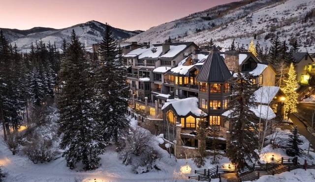 Modern Mountain Stay | 1 Unit | 3.5 mi Eagle Bahn Gondola (Lionshead Village)
