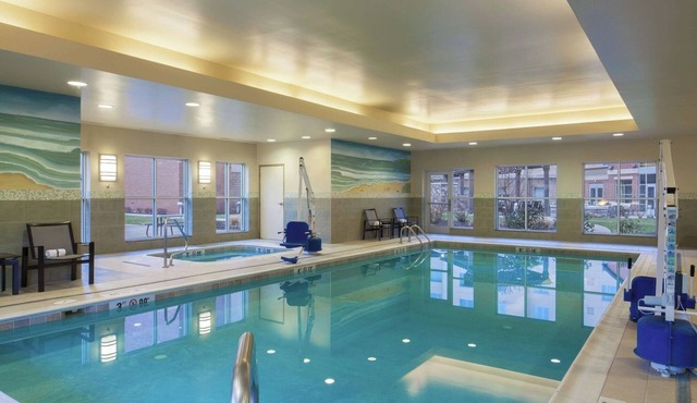 Modern Southpointe Suite with Easy Access to Dining, Shopping & Pittsburgh Fun