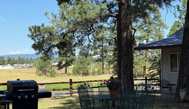 Mountain Landing Suites & RV Park