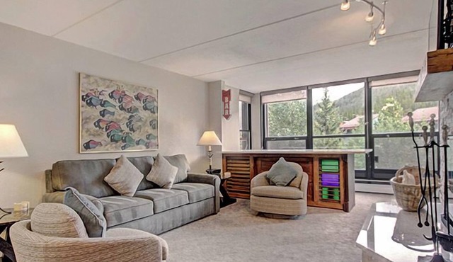 Mountain Plaza 3 Bedroom Condo #407/409 by RedAwning