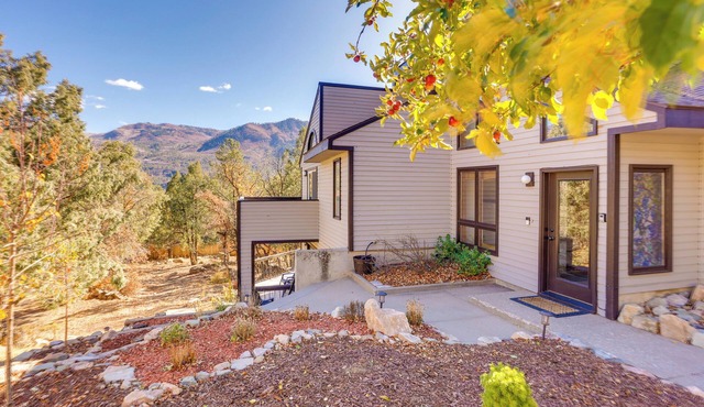 Near Trails! Sun-drenched Durango Escape w/View