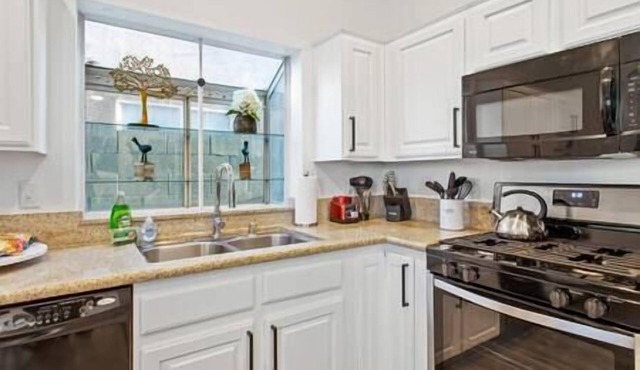 NEW 3BR Home w Pool, Pool Table, and more!
