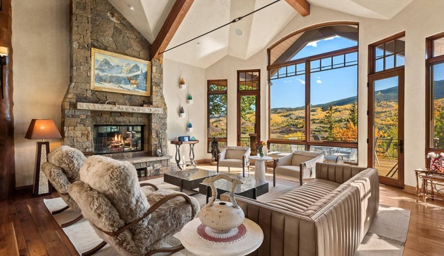 Oak Ridge Chalet - Game Room, Close to Base Village(6 min), EPIC!