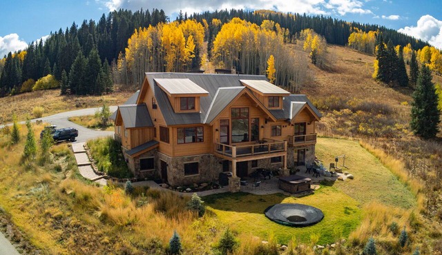 On resort in Prospect Development-Direct Ski In/Out-Trampoline-Views