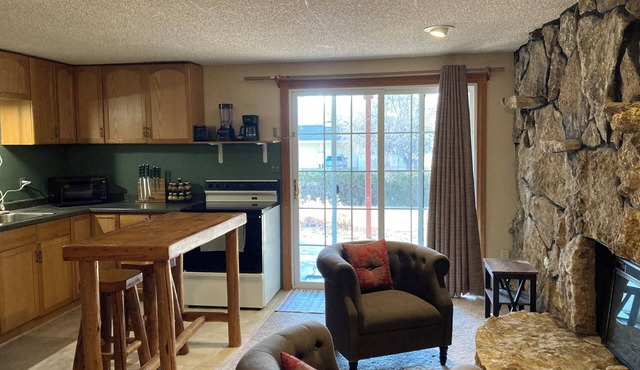 On the edge of town and country, 1-bedroom apartment in Fort Collins