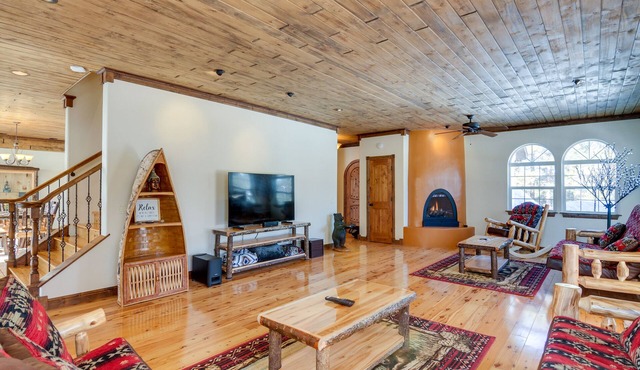 Pagosa Springs Vacation Rental 6 Mi to Downtown!