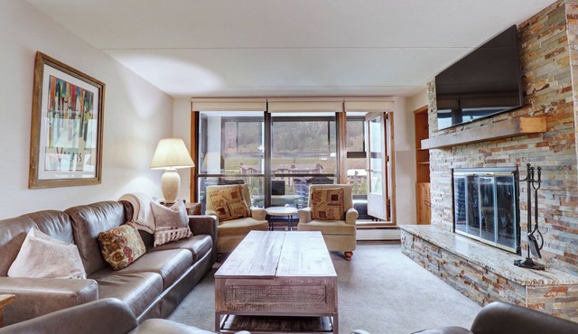 Pet Friendly, Center Village, Hot tub, MP504