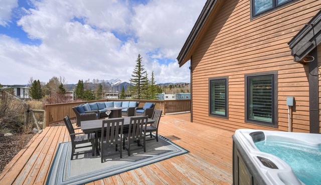 Picturesque Lake Views, 10 Mins to Keystone