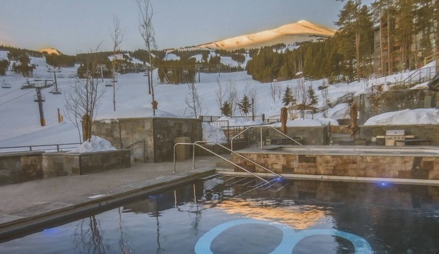 Prime Winter Week on Grand Colorado at Peak 8