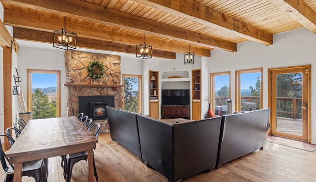Private Bailey Mountain Retreat w/Hot Tub & Views