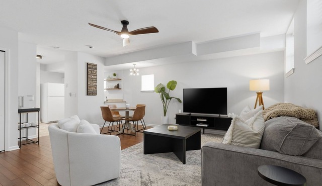 Private guest suite in the heart of Tremont