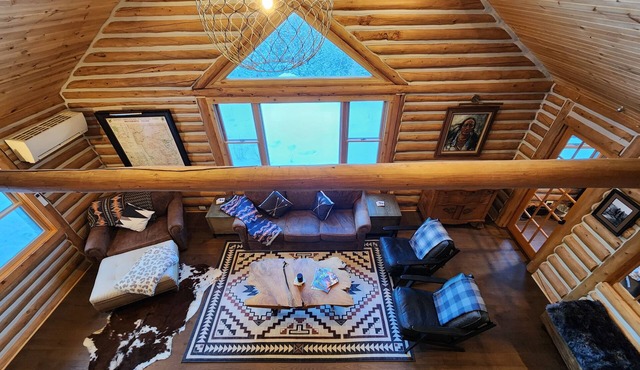 Private Mountain Retreat near Mount Meeker, Views! Views! Views- Cooper Cabin