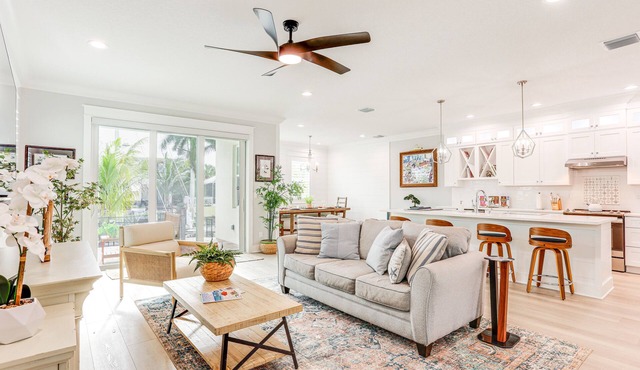 Private Pool: Waterfront Stuart Townhome!
