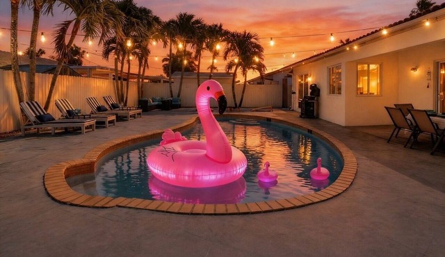 🌴💦 Private Resort-Style Backyard w/Pool, Firepit, Grill & LED Night Vibes