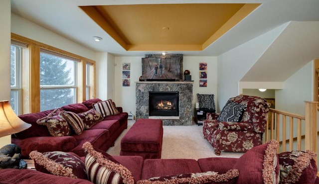 Quandary Vista Townhome: Private Hot Tub, Incredible Mountain Views
