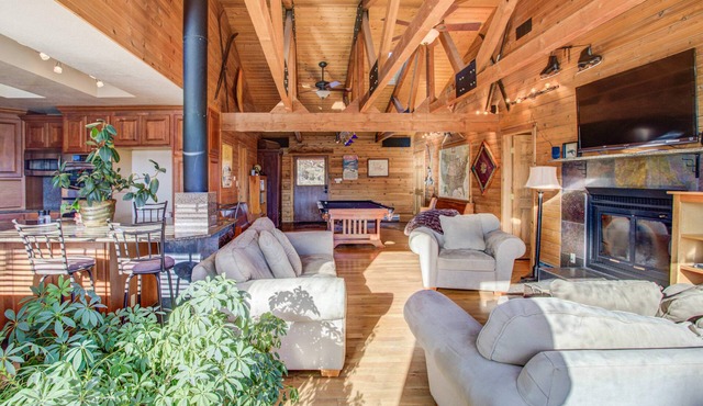 Quinlan Gulch Getaway with Mountain Views